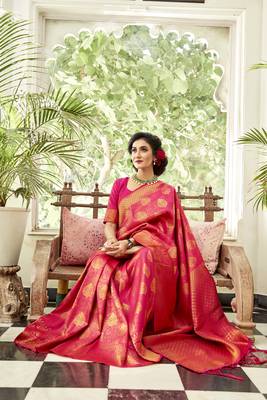 Rani pink woven banarasi saree with blouse 2