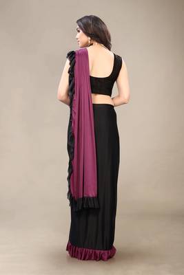 Wine hand woven crepe saree with blouse 4