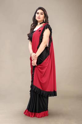 Red hand woven crepe saree with blouse 2