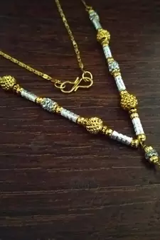 Twinkling Gold cubic zirconia Designer mangalsutra