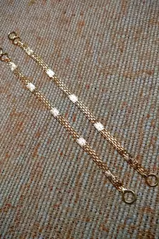 Designer 1 line gold Filigree bridal earchain or ear support earrings for wedding