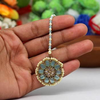 Blue maang-tikka 1