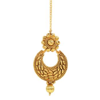 Gold maang-tikka 1