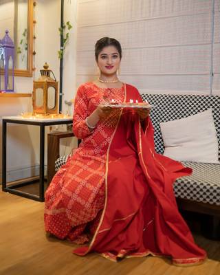 Red embroidered cotton ethnic-kurtis 5
