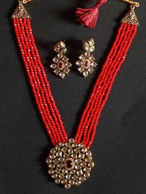 Red Polki Pearl Kundan Necklace Sets 1