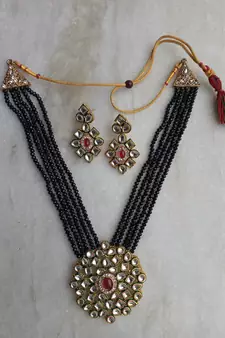 Black Polki Pearl Kundan  Necklace Sets