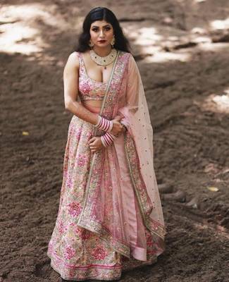 Captivating Baby Pink Dori, Zari And Thread Embroidered Silk Bridal Lehenga 2