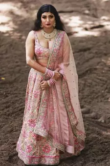 Captivating Baby Pink Dori, Zari And Thread Embroidered Silk Bridal Lehenga