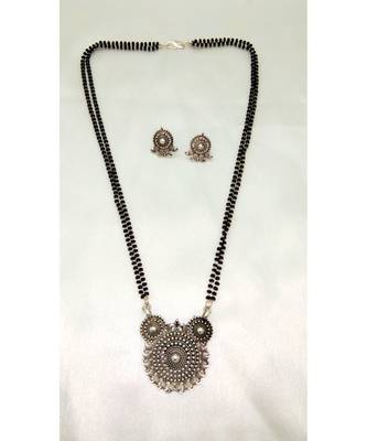 Mangalsutra in three round metal ball design with 2 line Black and Rhodim beads 1