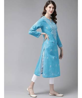Ada Women Hand Embroidered Blue/White Cotton Chikan Kurta Set - A811190 3