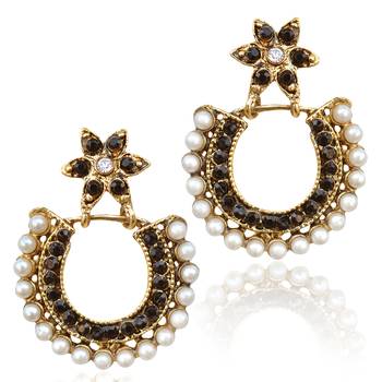 Black danglers-drops 1