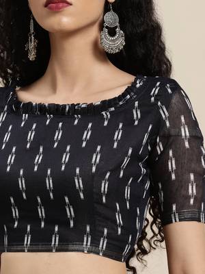 Divaastha Off White Tie and Dye Linen Blend Saree With Blouse 3
