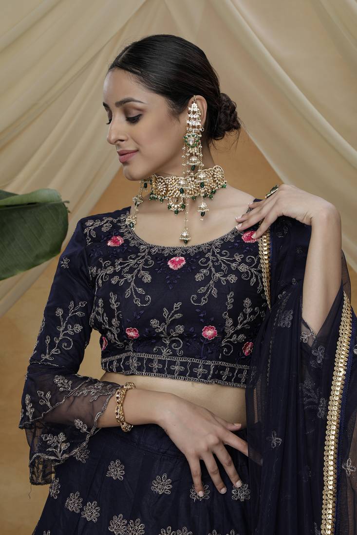 Heavy Designer LEHENGHA