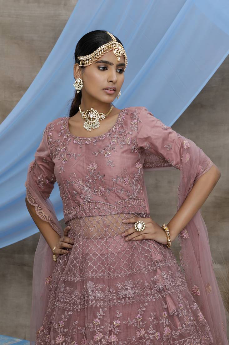 Heavy Designer LEHENGHA