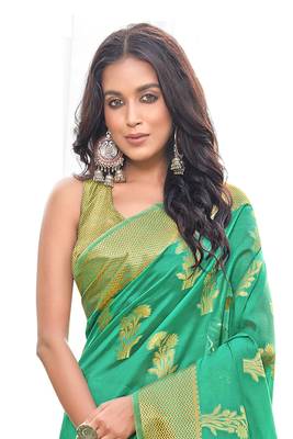 Green woven organza saree with blouse 2