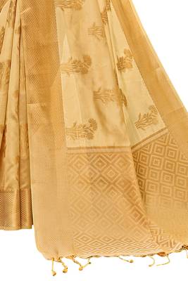 Beige woven organza saree with blouse 3
