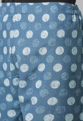 SheWill Women Indigo Floral Printed Cotton Blend Kurta with Palazzos 6