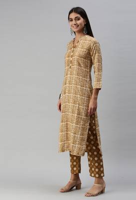 SheWill Women Olive Floral Printed Cotton Blend Kurta with Palazzos 4