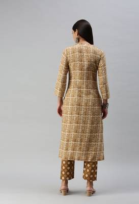 SheWill Women Olive Floral Printed Cotton Blend Kurta with Palazzos 5