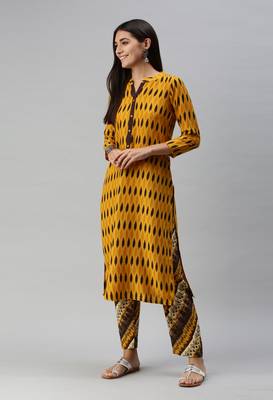 SheWill Women Mustard and Brown Ethnic Motifs Ikat Printed Regular Kurta with Palazzo Style Pant 2