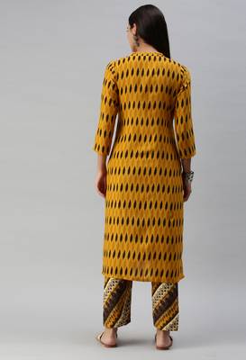 SheWill Women Mustard and Brown Ethnic Motifs Ikat Printed Regular Kurta with Palazzo Style Pant 4