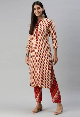 SheWill Women Beige and Orange Ethnic Motifs Ikat Printed Regular Kurta with Palazzo Style Pant 2
