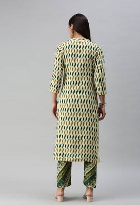 SheWill Women Beige and Green Ethnic Motifs Ikat Printed Regular Kurta with Palazzo Style Pant 5