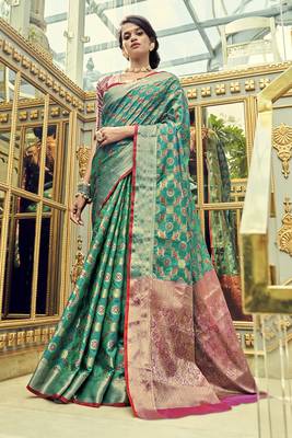 Green woven banarasi saree with blouse 1
