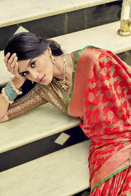 Red woven banarasi saree with blouse 2