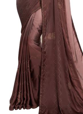 Brown printed crepe saree with blouse 3