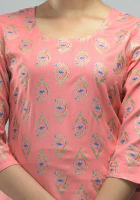 Peach Gold Printed Rayon Straight Kurti 5