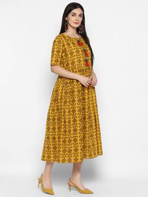 Mustard printed cotton maxi-dresses 5