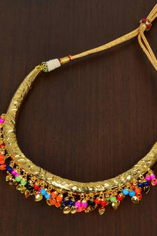 Multicolor Beaded Hasli necklaces 317FNN15