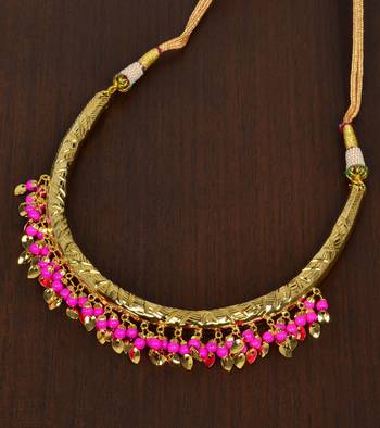 Pink Beaded Hasli necklaces 317FNN21 1
