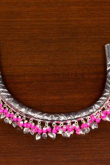 Silver Plated Pink Beaded and Peepal Patti Hasli 317FNN71