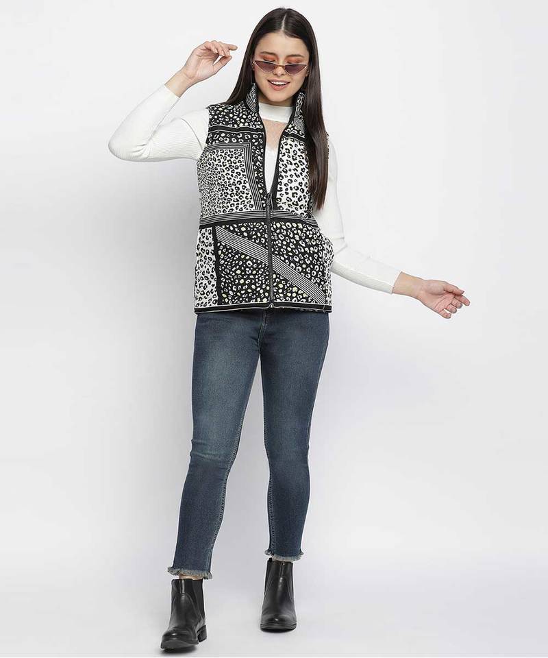 Grooving black animal print reversible quilted women jacket