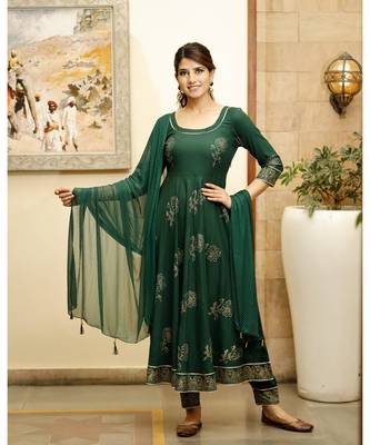Pheeta Olive Green Block Print with Dotted Dupatta 5