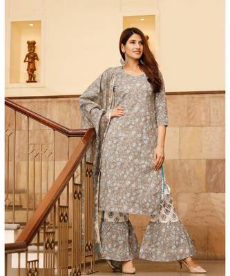 Pheeta Light Grey Floral Hand Block Printed Set with Flared Pants and Dupatta 1