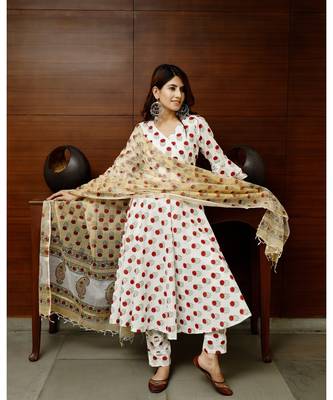 Pheeta White Booti Floral Suit Set 4