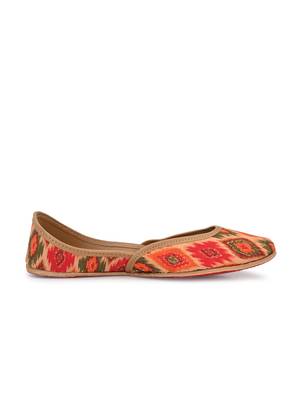 Sringam Women Multi Printed Handcrafted Mojaris 3