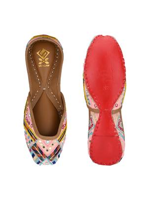 Sringam Women Pink Embroidered Handcrafted Mojaris 4
