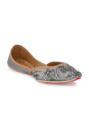 Sringam Women Grey Embroidered Handcrafted Mojaris 1