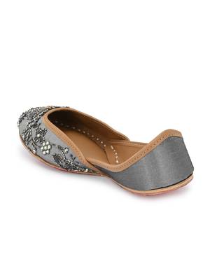 Sringam Women Grey Embroidered Handcrafted Mojaris 2