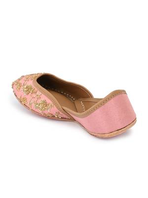 Sringam Women Pink Embroidered Handcrafted Mojaris 2