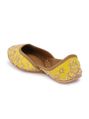Sringam Women Yellow Embroidered Handcrafted Mojaris 2