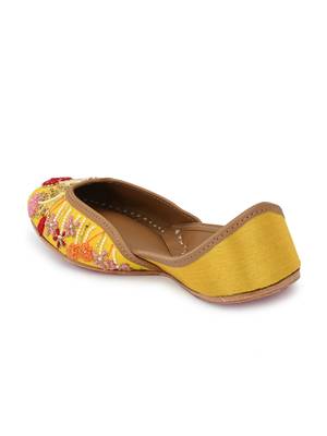 Sringam Women Yellow Embroidered Handcrafted Mojaris 2