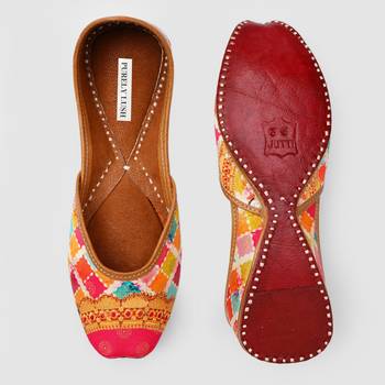 Pink Multicolor Festive Mojari 2