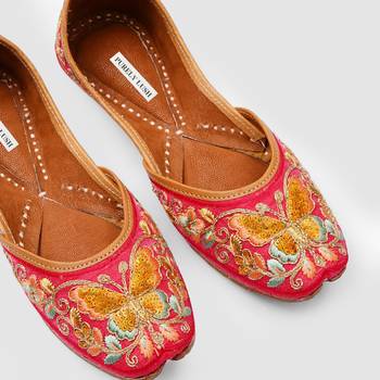 Butterfly Embroidered Jaipuri Jutti 3