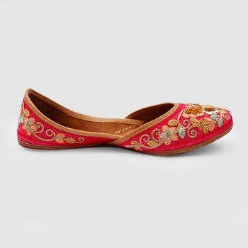 Butterfly Embroidered Jaipuri Jutti 5