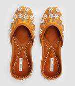 Yellow Pearl Embroidered Jutti